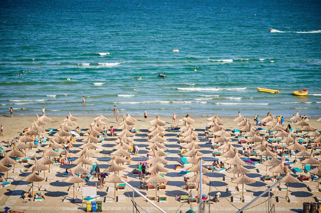 La Vida Loca Apartment Summerland Mamaia Exterior foto